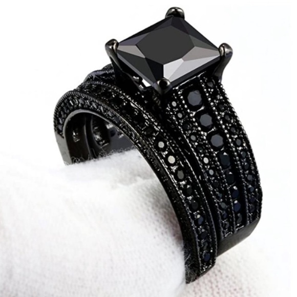 💍PRINCESS CUT BLACK SAPPHIRE 925 SILVER RING💍 - Picture 4 of 6